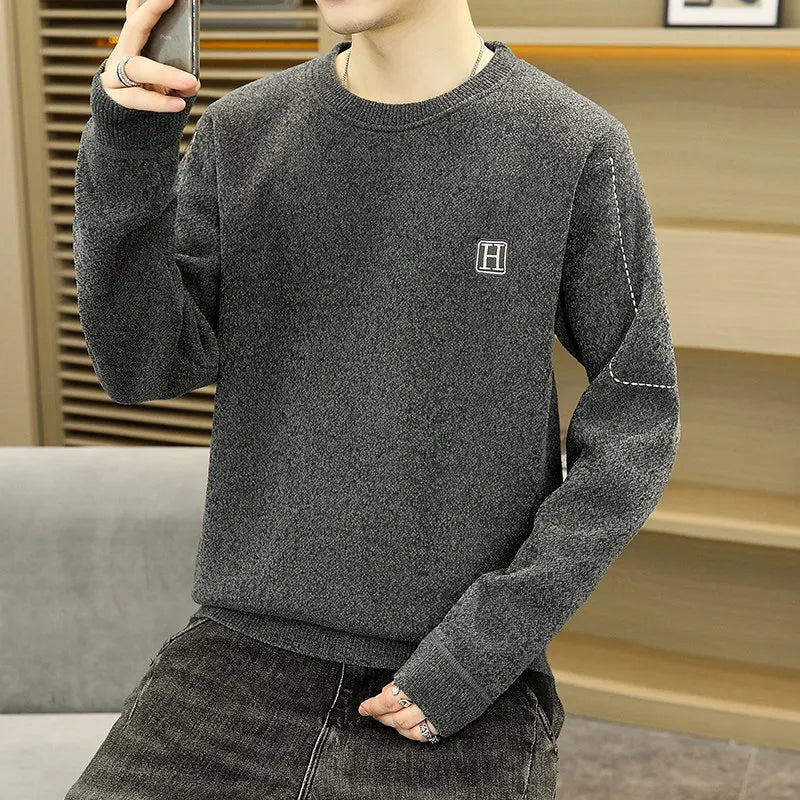 Man Round Neck Sweater Autumn
